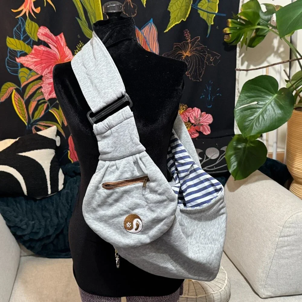 TIMETUU Pet Gear: Reversible Cross-Body Pet Sling Pet Carrier, Grey/Blue Stripe